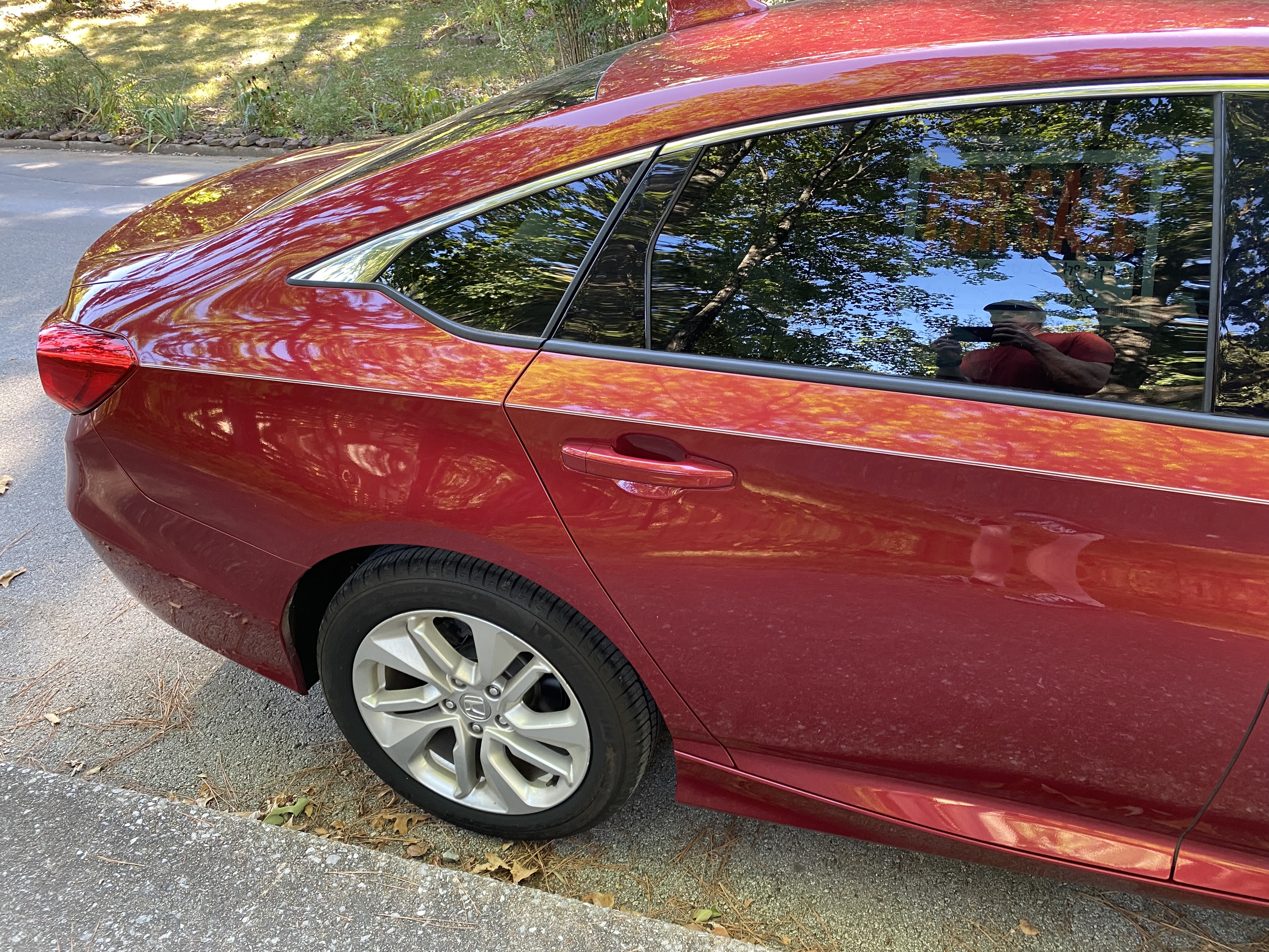 Used 2018 Honda Accord LX image 5