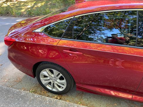 Used 2018 Honda Accord LX image 5