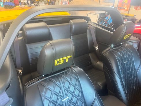 Used 2006 Ford Mustang GT Premium RWD image 14