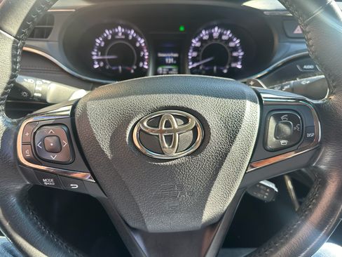 Used 2016 Toyota Avalon XLE FWD image 11