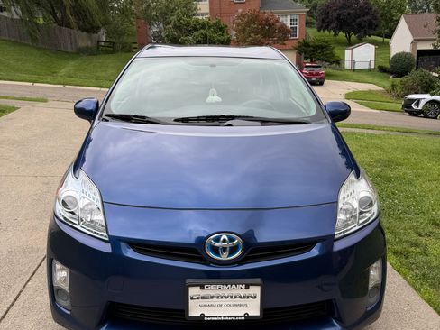 Used 2010 Toyota Prius Five FWD image 2