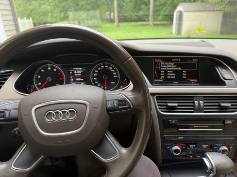 Used 2013 Audi A4 Premium Plus w/ Premium Plus Pkg AWD/4WD image 13