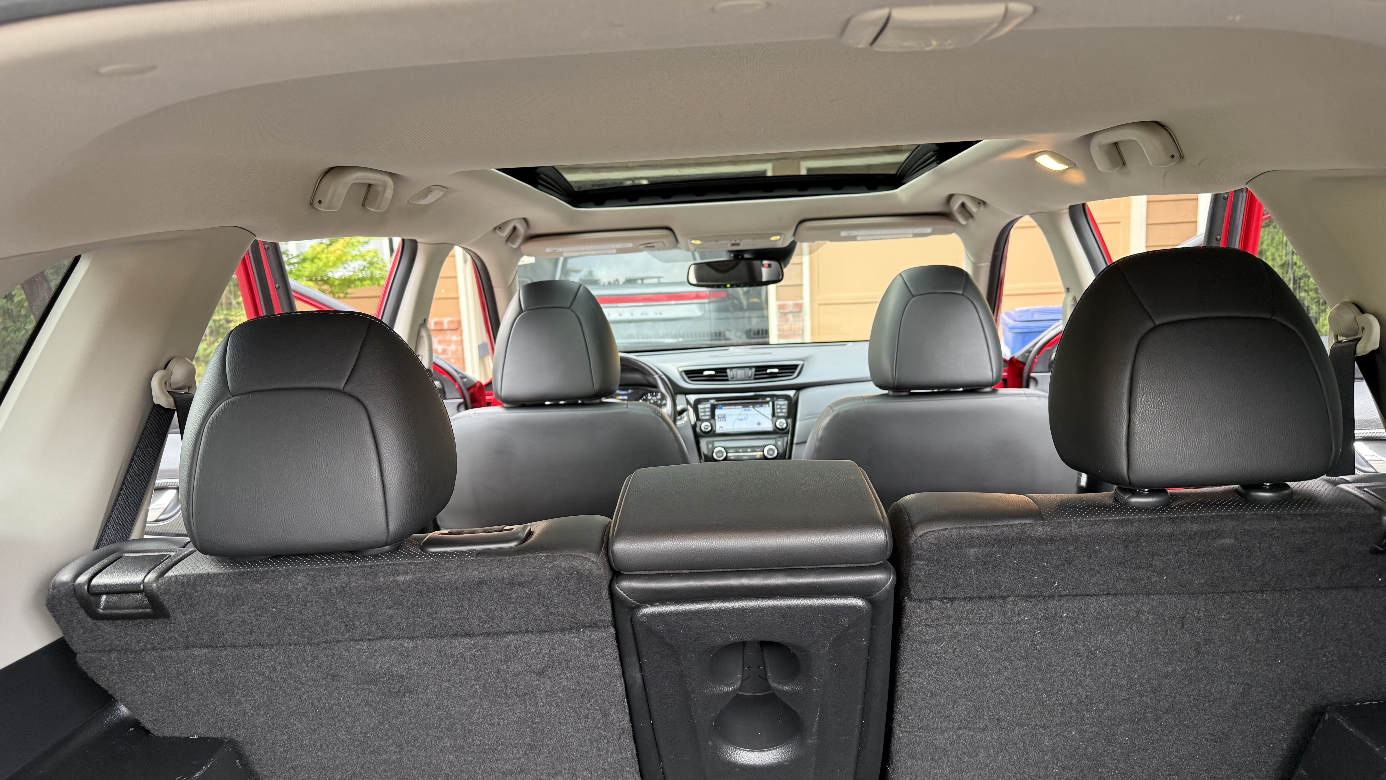 Used 2017 Nissan Rogue SL w/ SL Premium Package AWD/4WD image 32