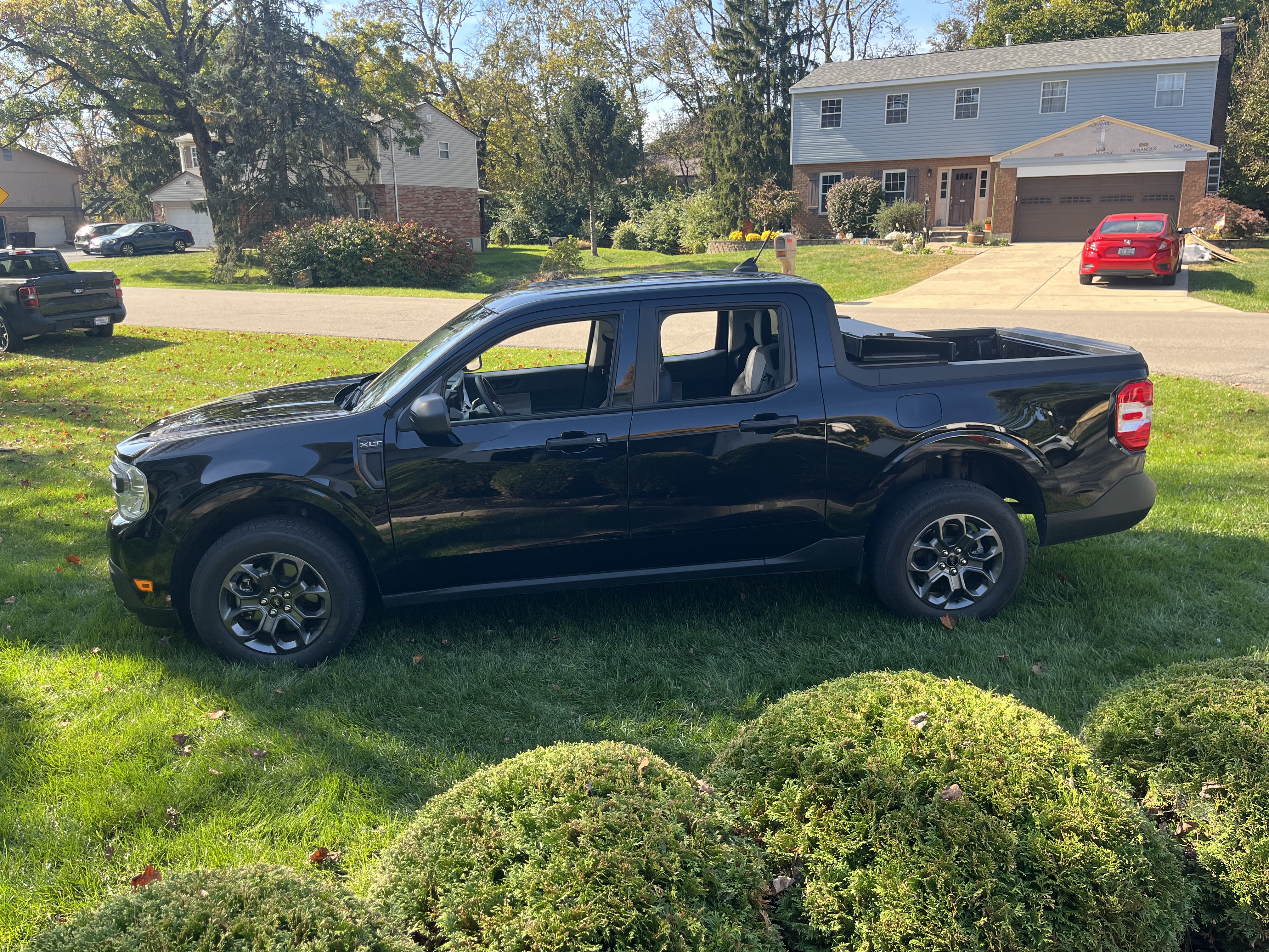 Used 2024 Ford Maverick XLT FWD image 6