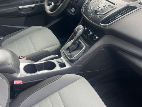 Used 2013 Ford Escape SE image 6