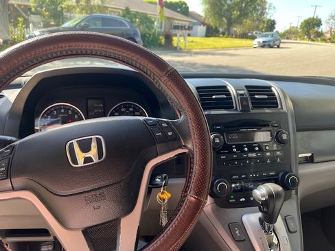 Used 2008 Honda CR-V EX-L image 8