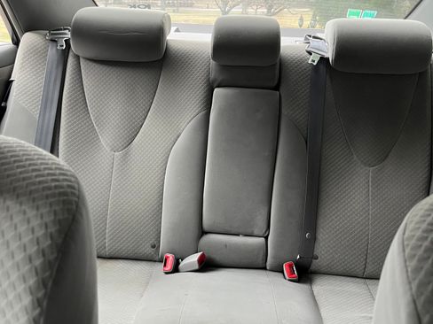 Used 2009 Toyota Camry LE image 10