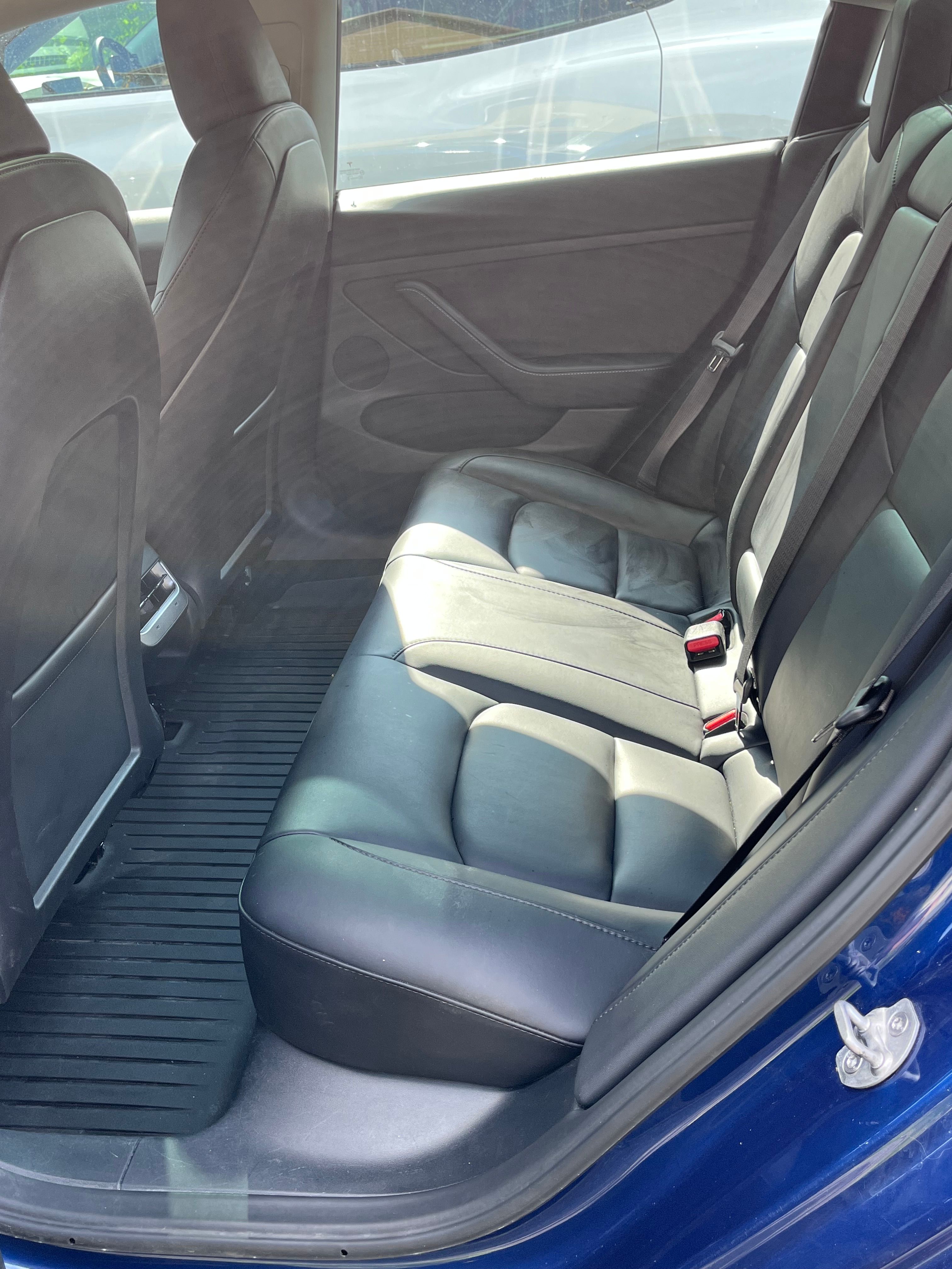 Used 2023 Tesla Model 3 Standard Range RWD image 12