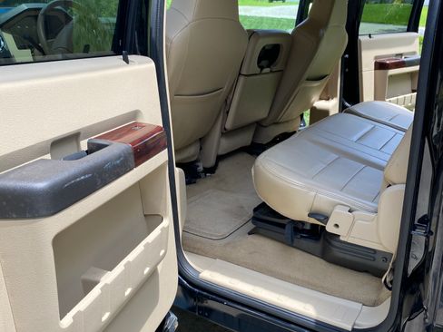 Used 2008 Ford F250 Lariat AWD/4WD image 12