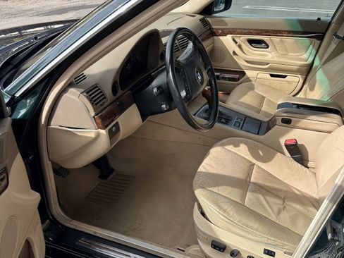 Used 2001 BMW 740iL image 8