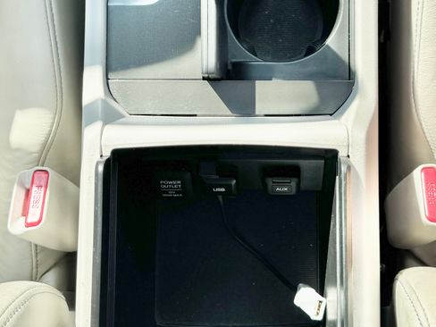 Used 2011 Acura TSX Sedan image 13