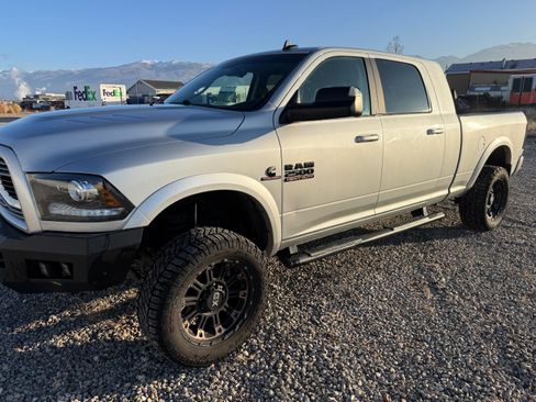 Used 2018 RAM 2500 Laramie w/ Sport Appearance Group image 5