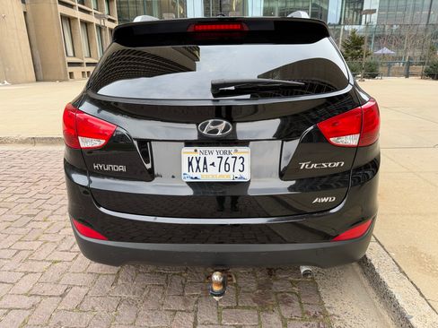 Used 2012 Hyundai Tucson GLS image 4