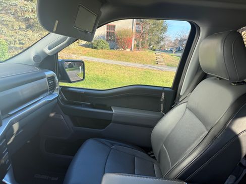 Used 2021 Ford F150 Lariat w/ Equipment Group 502A High image 27