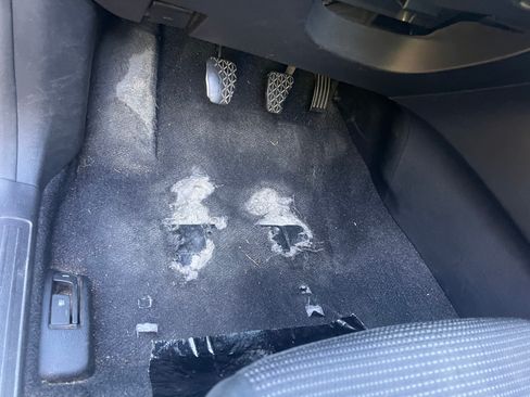 Used 2012 MAZDA MAZDA3 i SV FWD image 21
