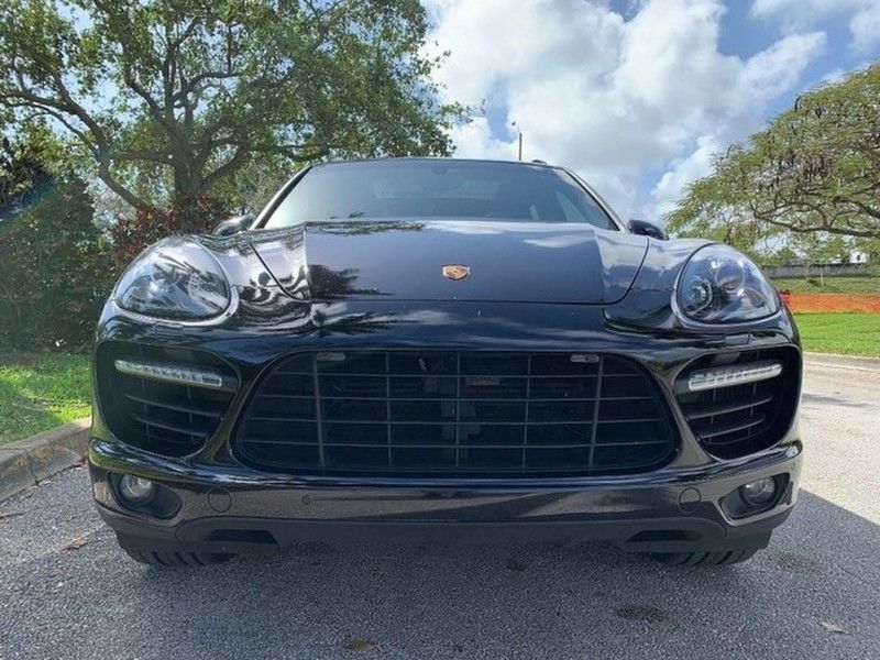 Used 2013 Porsche Cayenne Turbo AWD/4WD image 20