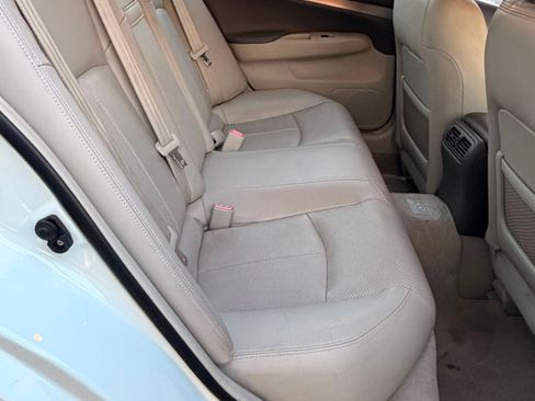 Used 2011 INFINITI G25 x w/ Moonroof Pkg AWD/4WD image 11