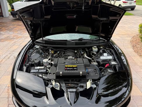 Used 2000 Pontiac Firebird Formula image 1