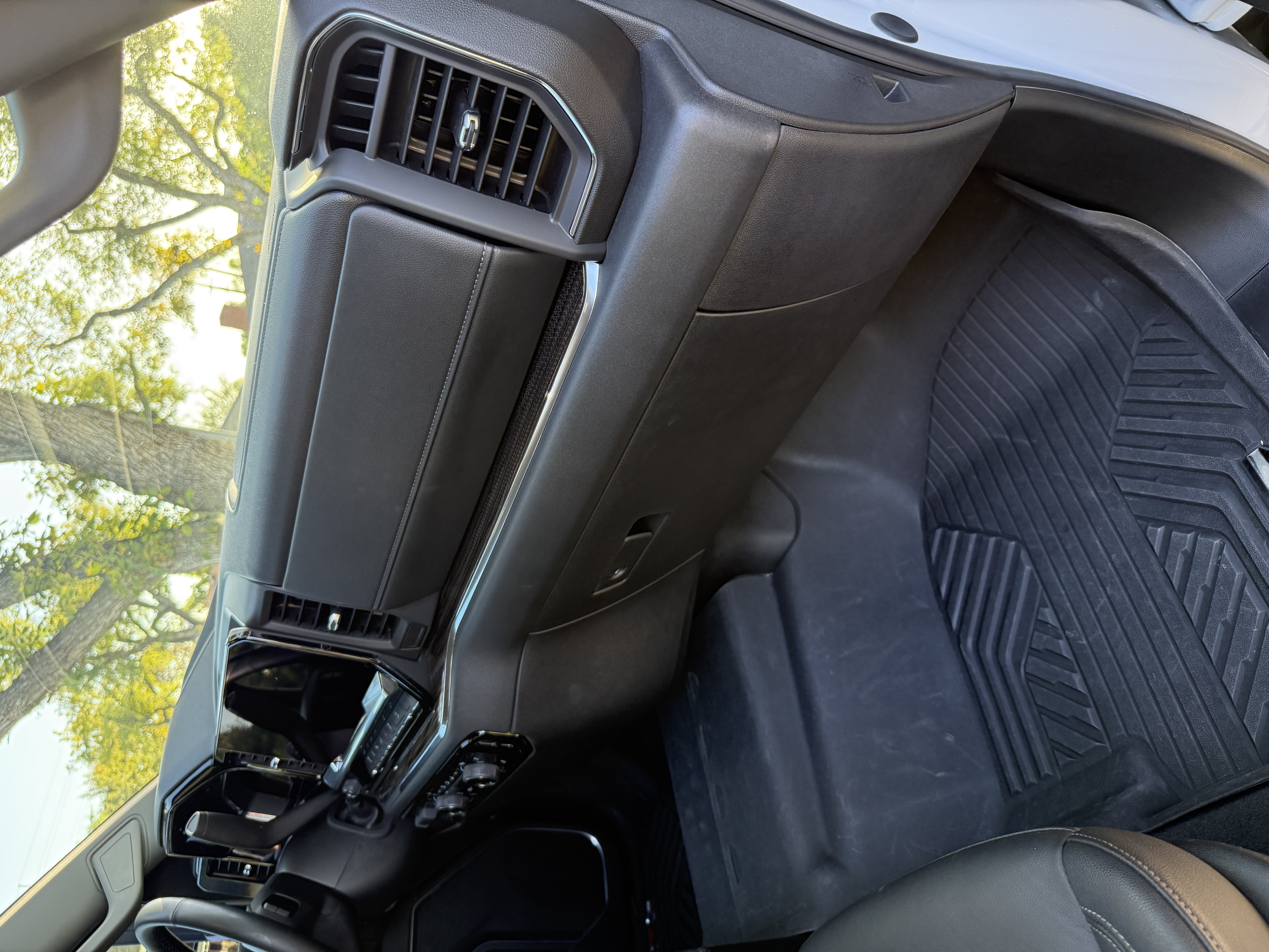 Used 2025 Chevrolet Silverado 2500 LT w/ All Star Edition AWD/4WD image 15