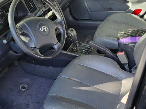 Used 2004 Hyundai Elantra GT image 11
