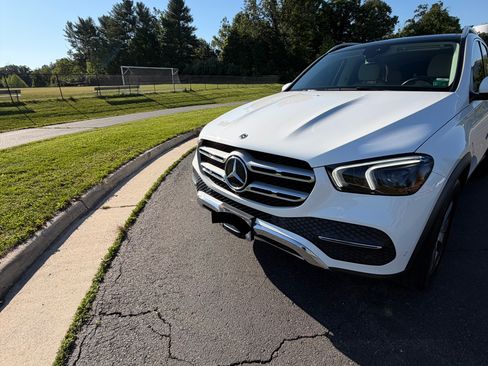 Used 2021 Mercedes-Benz GLE 350 4MATIC image 4