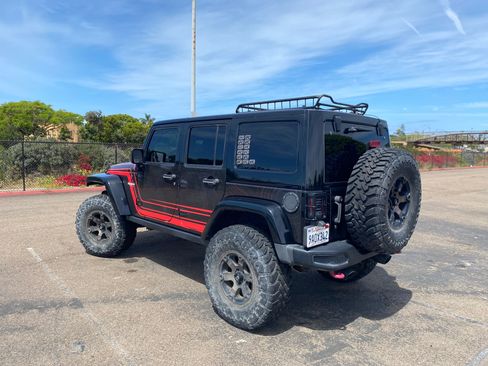Used 2016 Jeep Wrangler Unlimited Rubicon AWD/4WD image 22