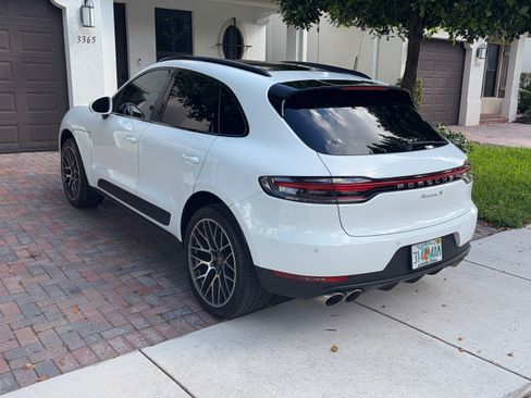 Used 2021 Porsche Macan S image 2