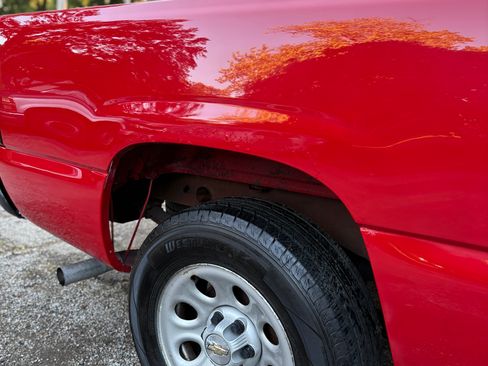 Used 2005 Chevrolet Silverado 1500 W/T image 12