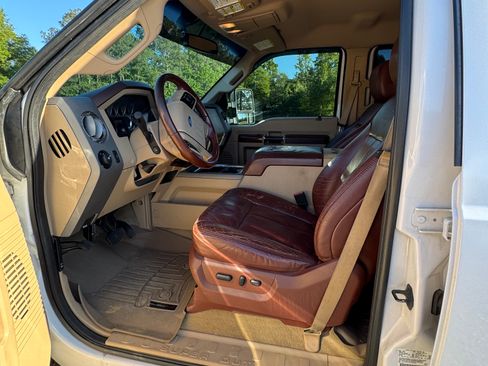 Used 2012 Ford F250 King Ranch w/ King Ranch w/Chrome Pkg AWD/4WD image 10