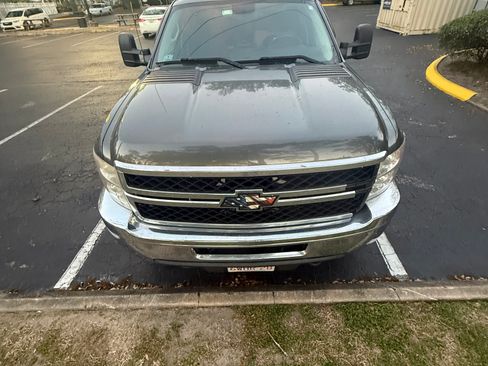 Used 2011 Chevrolet Silverado 3500 LT image 6