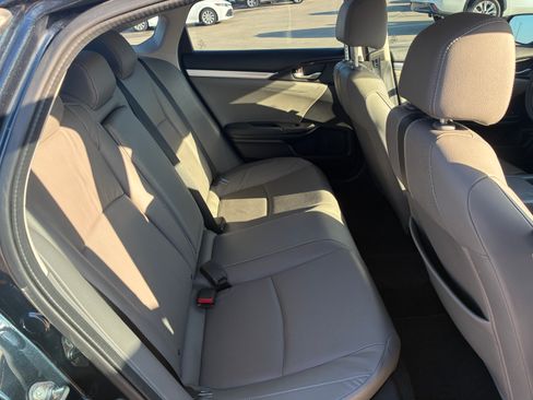 Used 2016 Honda Civic EX-L image 9