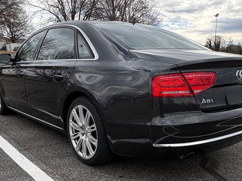 Used 2011 Audi A8 L 4.2 image 5