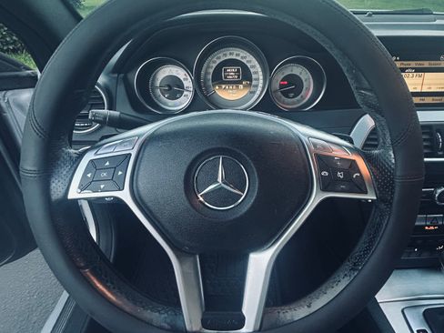Used 2012 Mercedes-Benz C 250 C 250 Coupe 2D image 21