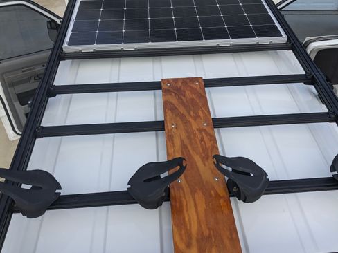 Used 2010 Ford E-350 and Econoline 350 XLT image 14