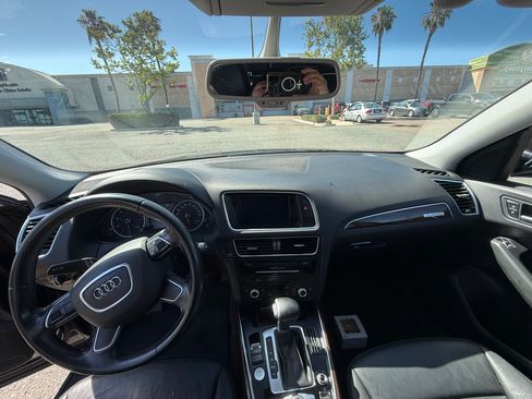 Used 2015 Audi Q5 2.0T Premium Plus w/ Technology Package AWD/4WD image 23