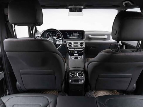 Used 2023 Mercedes-Benz G 550 image 8