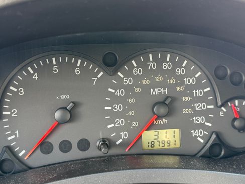 Used 2006 Ford Focus SE image 2