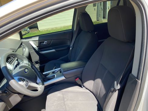 Used 2011 Ford Edge SE w/ 101A Rapid Spec Order Code image 11