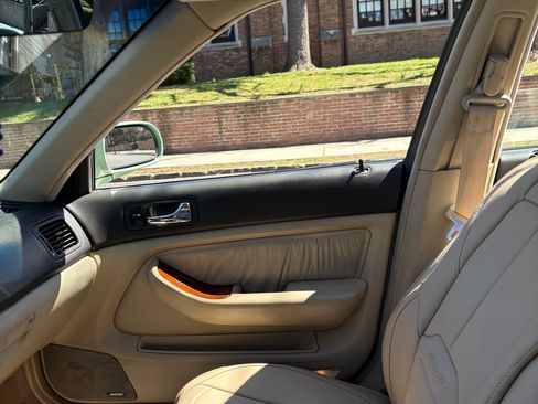 Used 1995 Acura Legend GS image 21