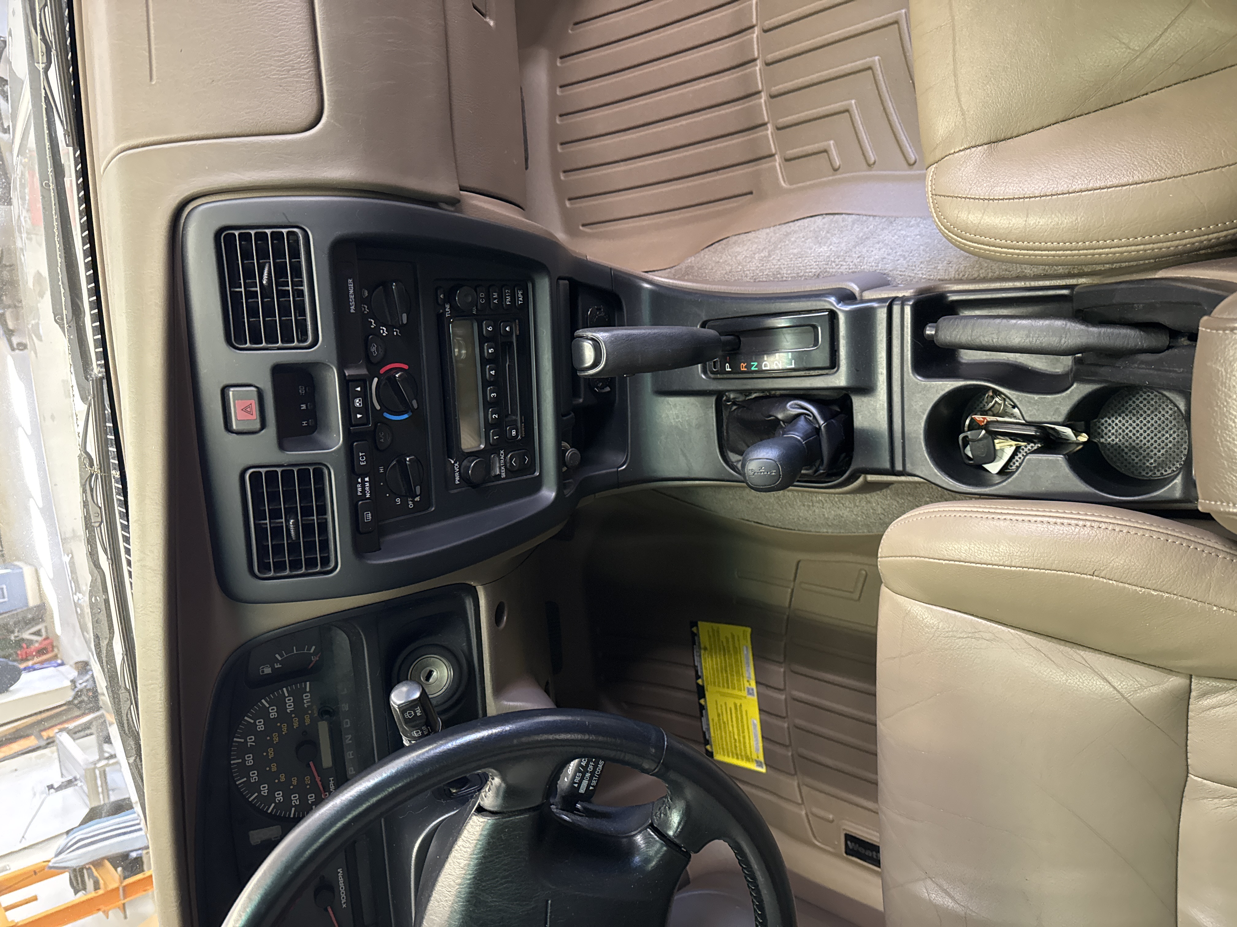 Used 2001 Toyota 4Runner SR5 AWD/4WD image 15
