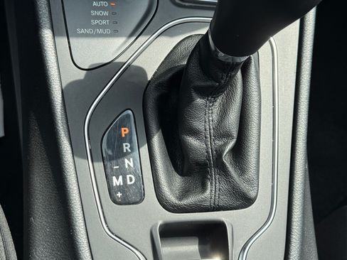 Used 2020 Jeep Cherokee High Altitude image 21