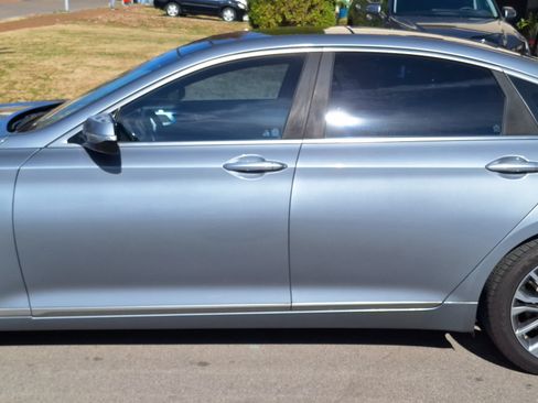 Used 2015 Hyundai Genesis 3.8 w/ Option Group 03 image 10