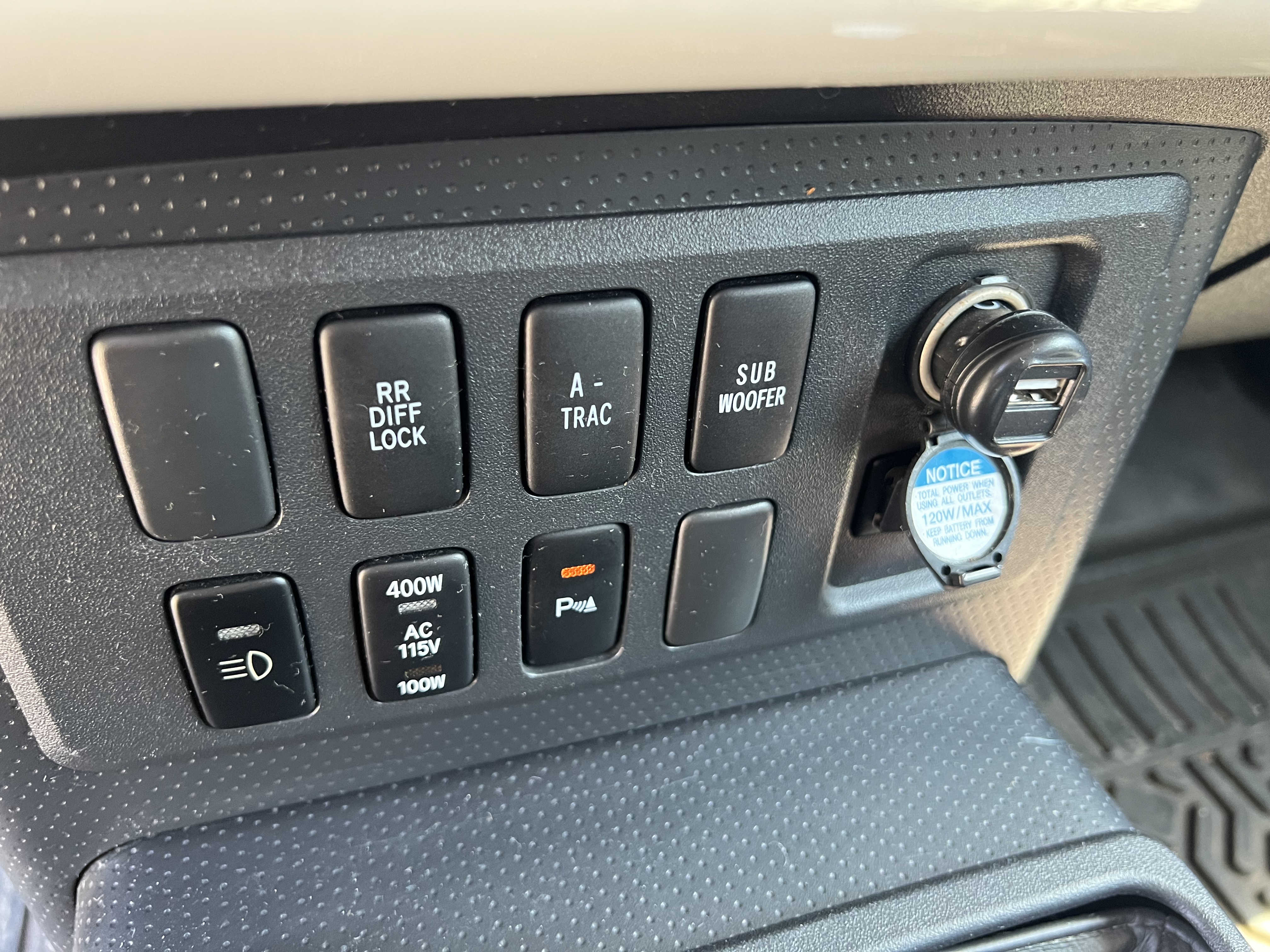 Used 2008 Toyota FJ Cruiser 4WD image 6