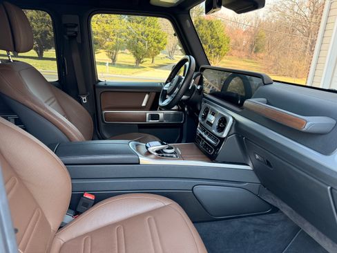 Used 2020 Mercedes-Benz G 550 image 9
