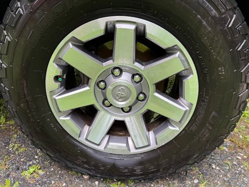 Used 2014 Toyota FJ Cruiser 4WD image 15