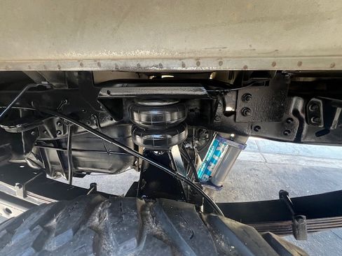 Used 2005 Ford F250 Lariat image 18