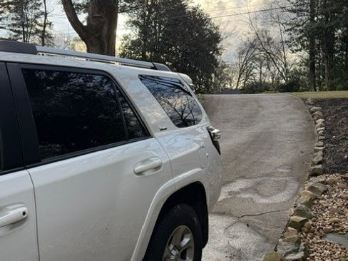 Used 2021 Toyota 4Runner SR5 image 8