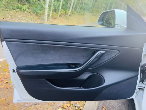 Used 2019 Tesla Model 3 Standard Range Plus RWD image 15
