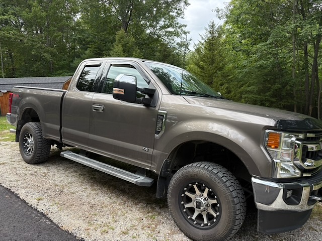 Used 2022 Ford F350 XLT w/ XLT Premium Package AWD/4WD image 1