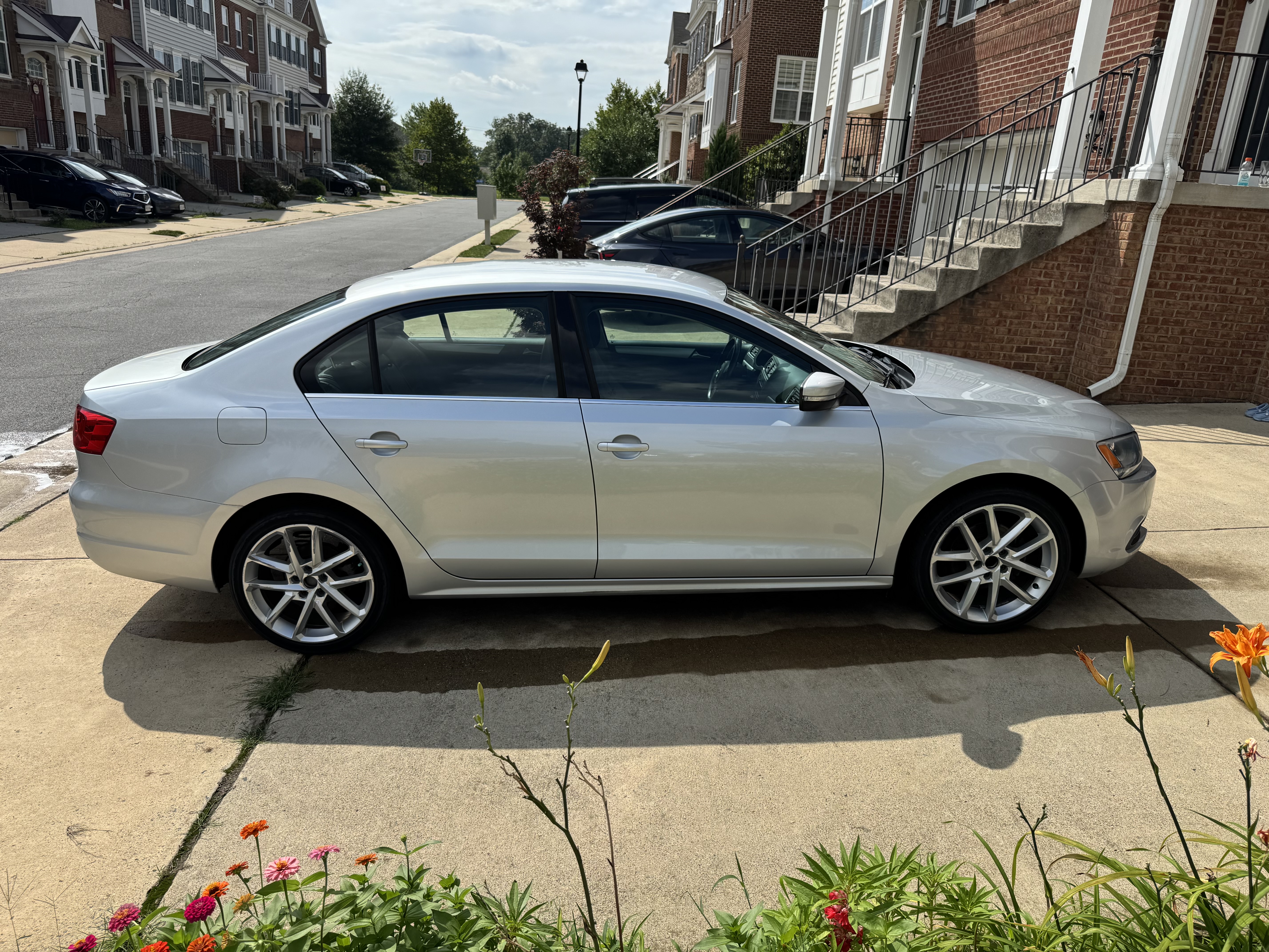 Used 2013 Volkswagen Jetta SE FWD image 4